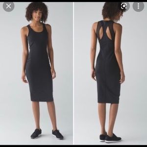 NWOT Lululemon Globetrotter Dress in Black Size 2